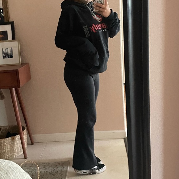 lululemon flare leggings - Picture 2 of 2